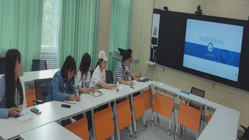 除了以上基本材料外，根据不同课程和机构的要求，可能还需要提供其他材料，如：