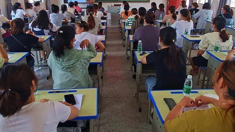 揭秘成都管理培训市场：厂家直销背后的真相