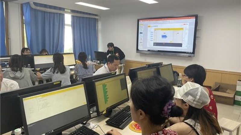 行业现状：技能培训市场蓬勃发展，加盟需谨慎